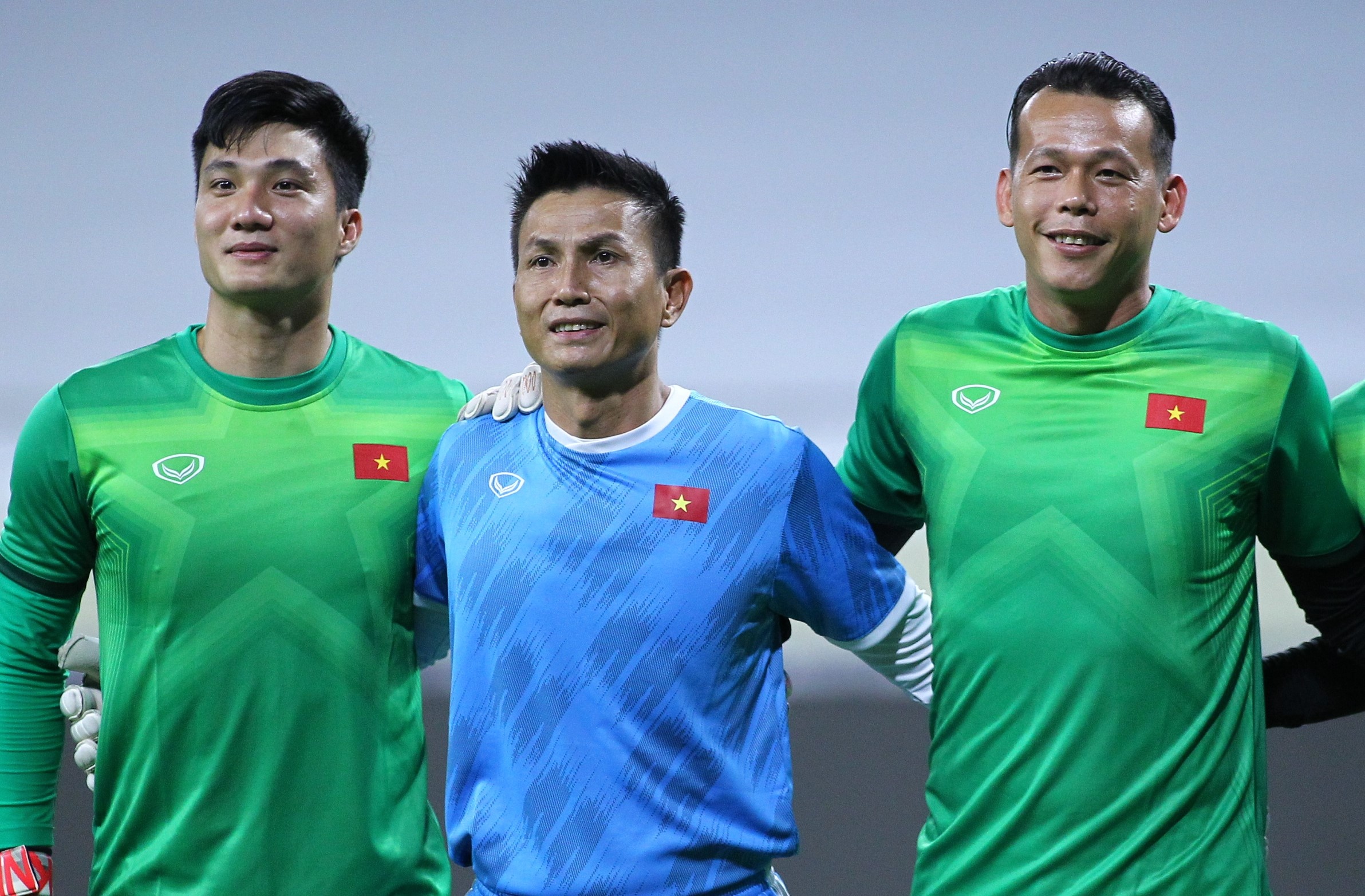 Khung thanh tuyen Viet Nam thieu on dinh hinh anh