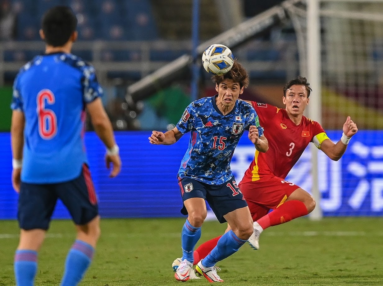 Philippe Troussier nhat ban dua voi lua anh 2