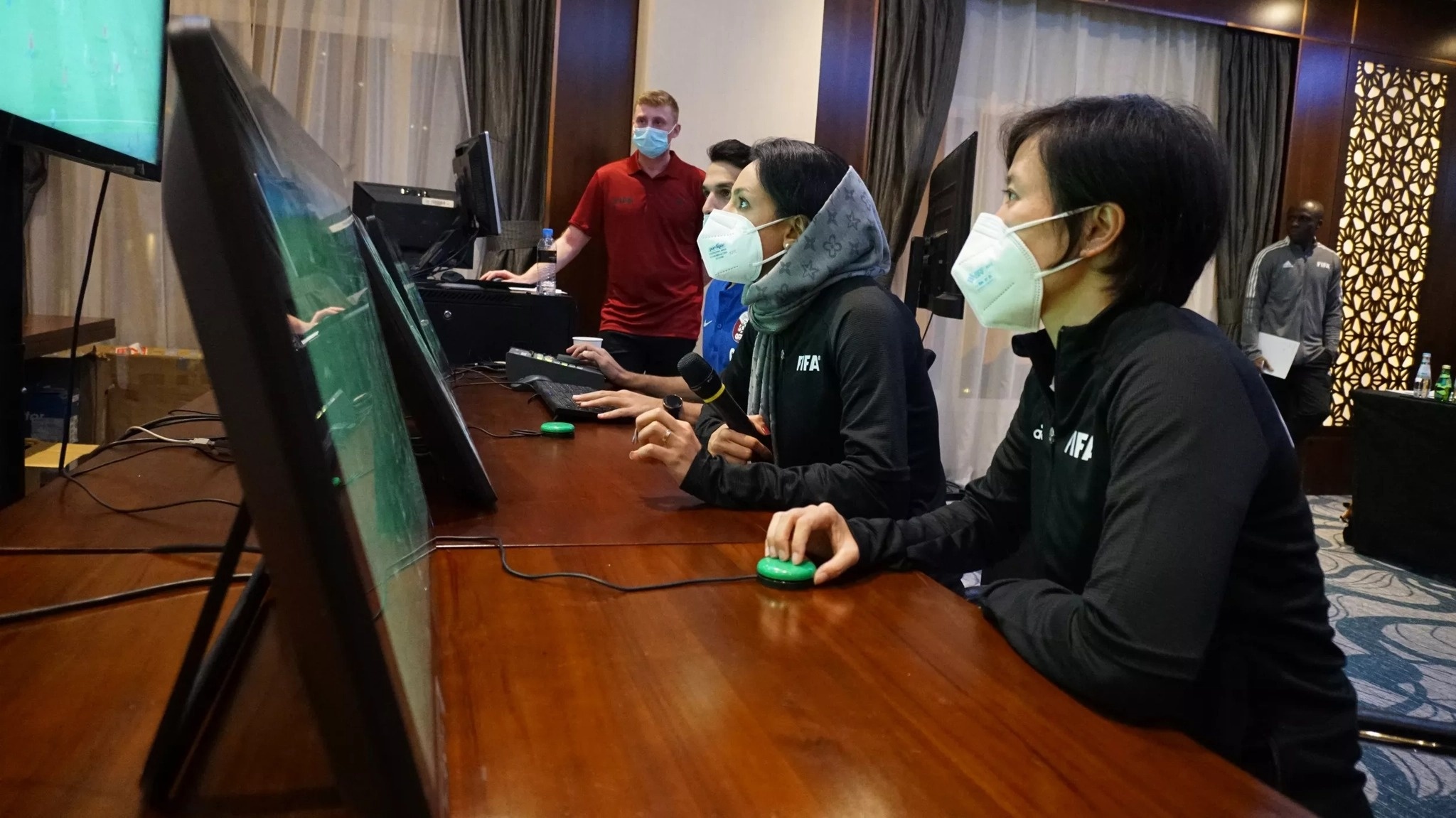 trong tai var viet nam anh 1