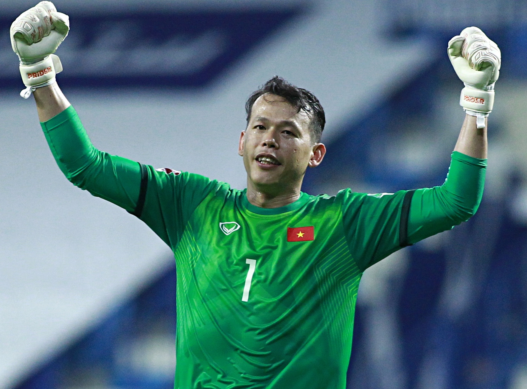 Tuan Manh nhiem Covid-19, HLV Park goi Tan Truong hinh anh