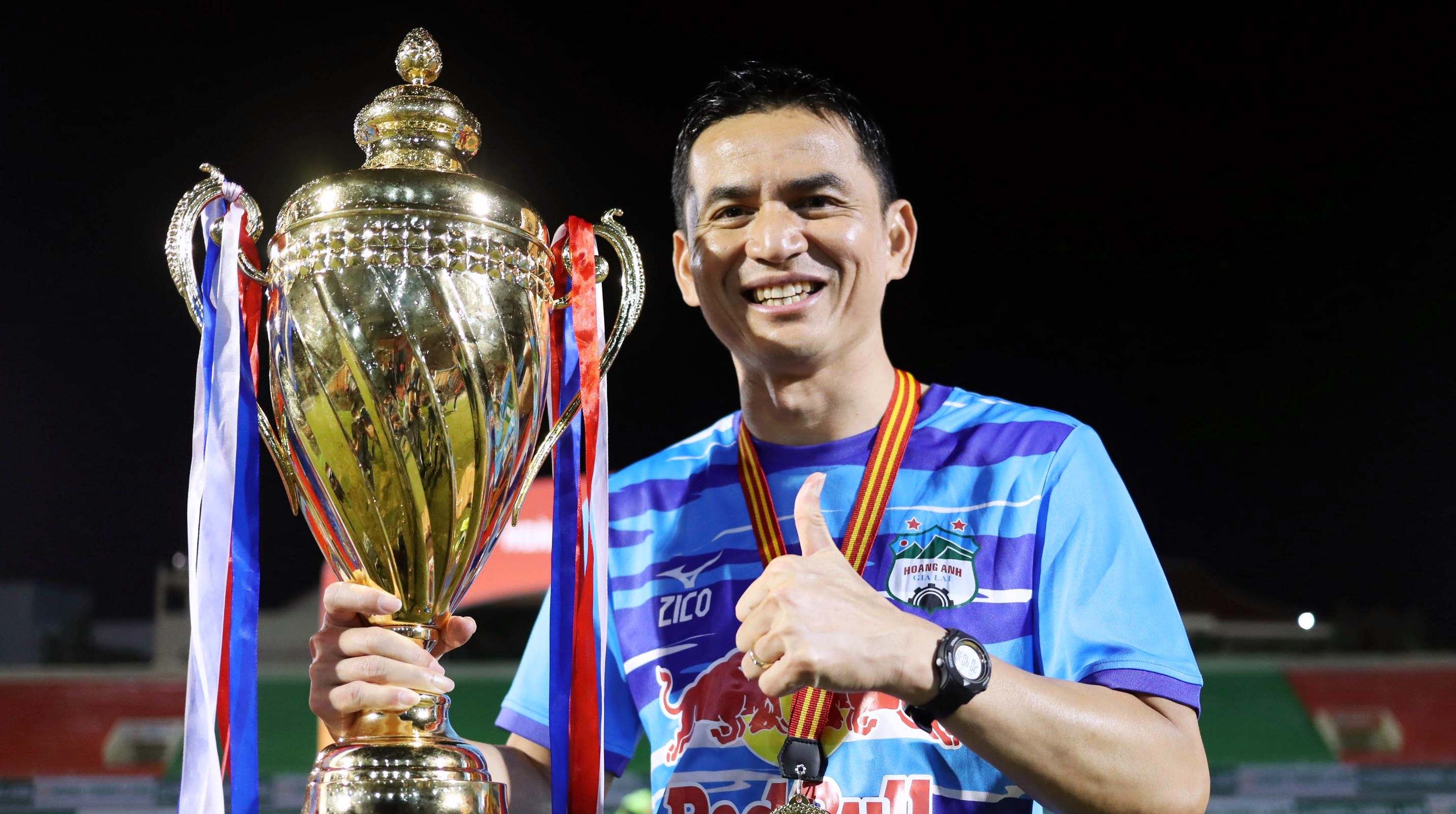 HAGL an mung danh hieu truoc mua giai moi hinh anh