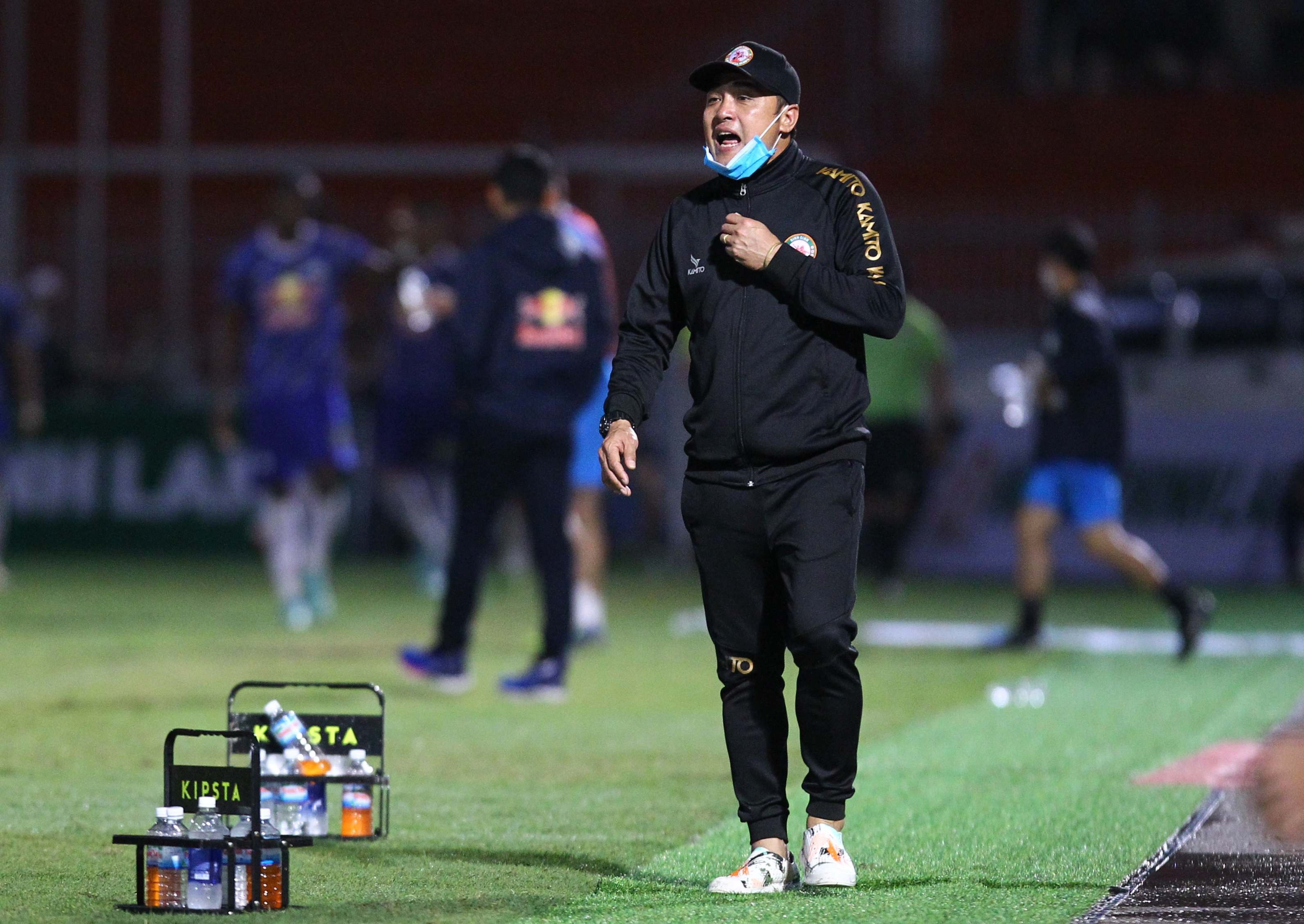 hagl vo dich cung kiatisuk anh 3