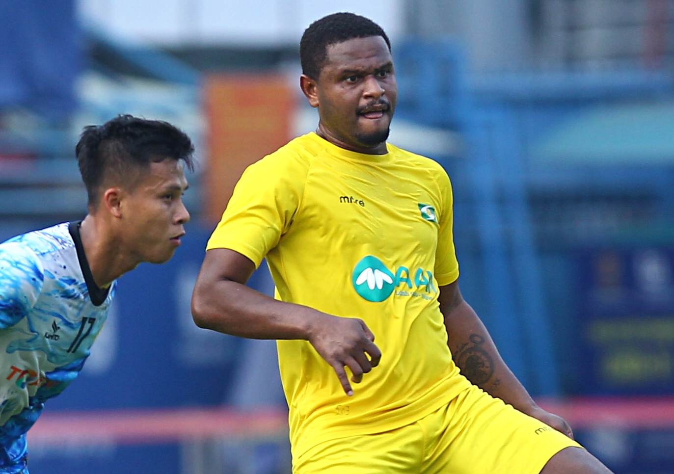 Ngoai binh thu viec giup SLNA ha guc CLB Binh Dinh hinh anh