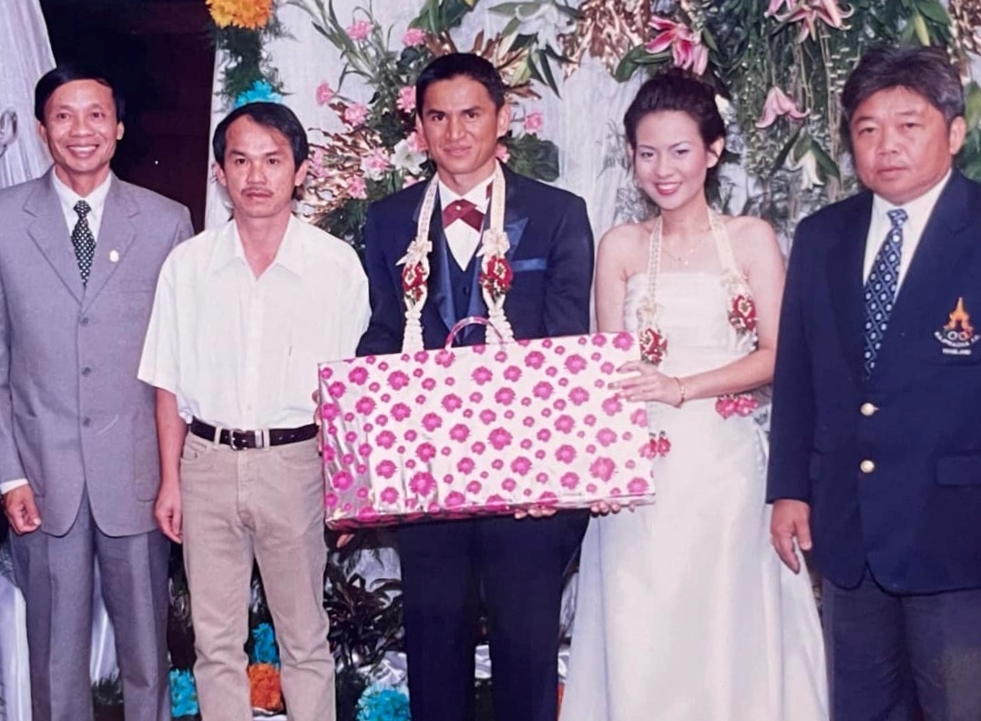 Dam cuoi Kiatisuk va buoc ngoat thay doi HAGL hinh anh