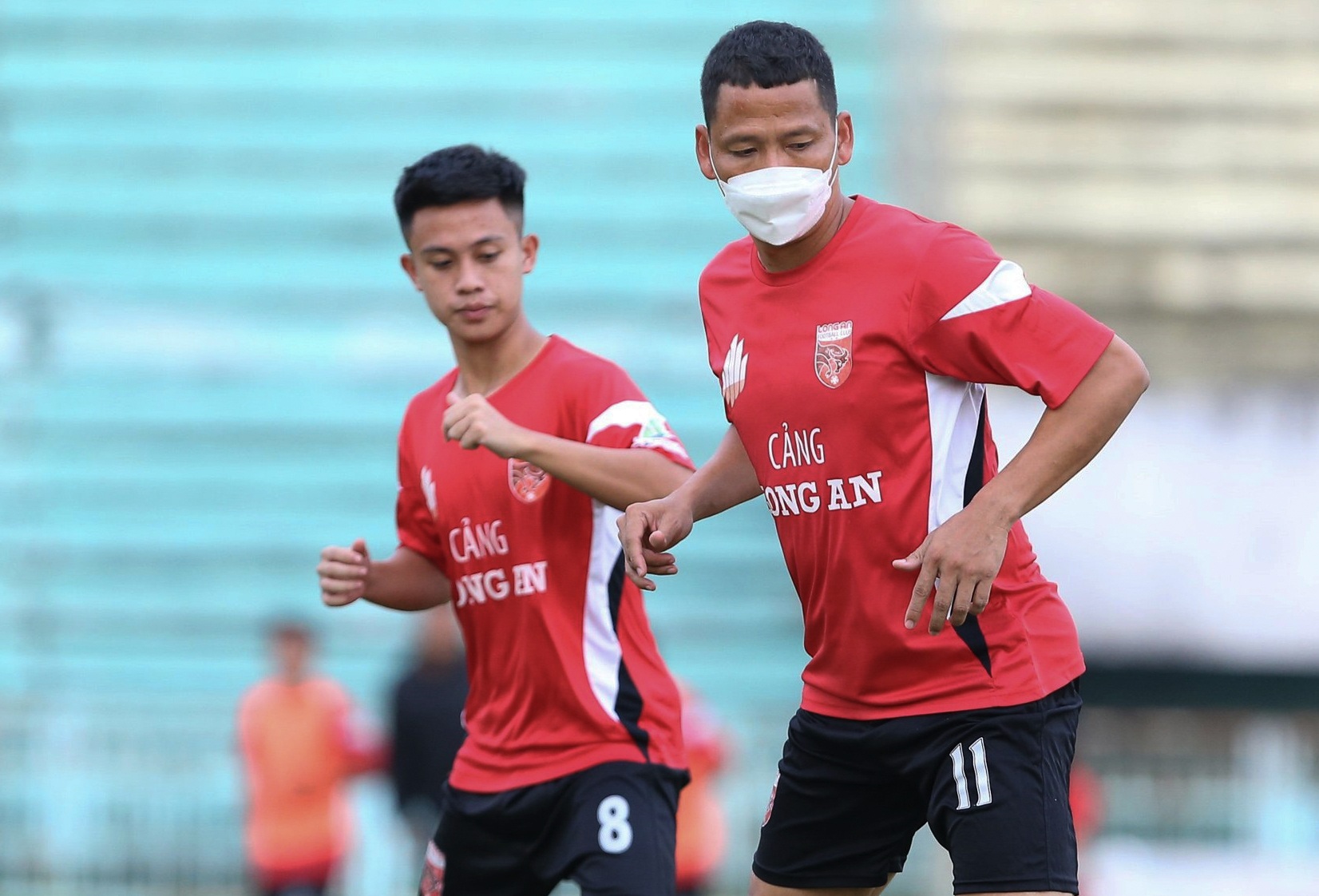 anh duc huan luyen long an anh 3