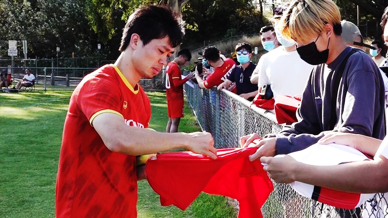 Tuyen thu Viet Nam o Australia nho nha hinh anh