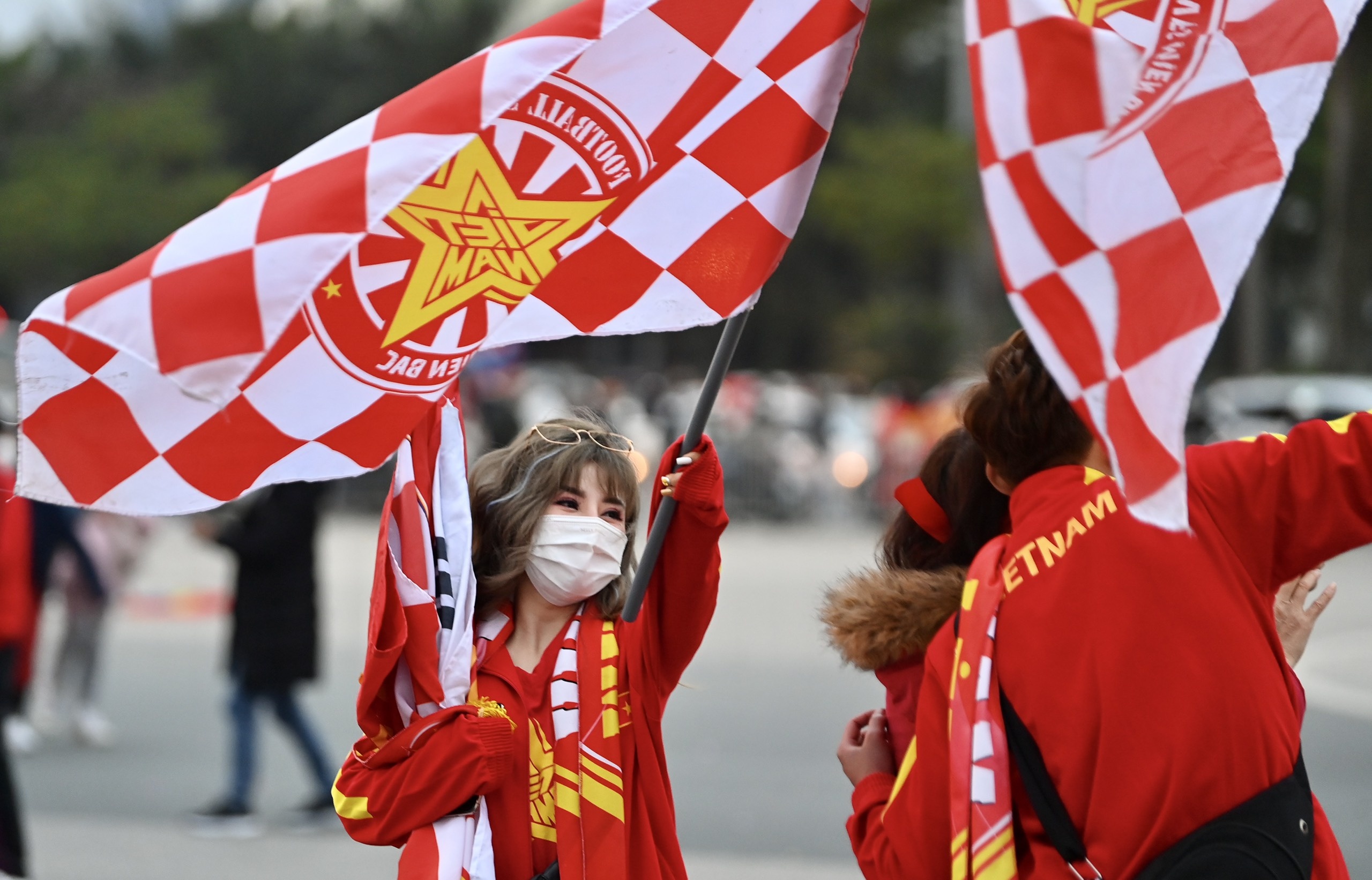 CDV den My Dinh xem tran tuyen Viet Nam gap Trung Quoc hinh anh