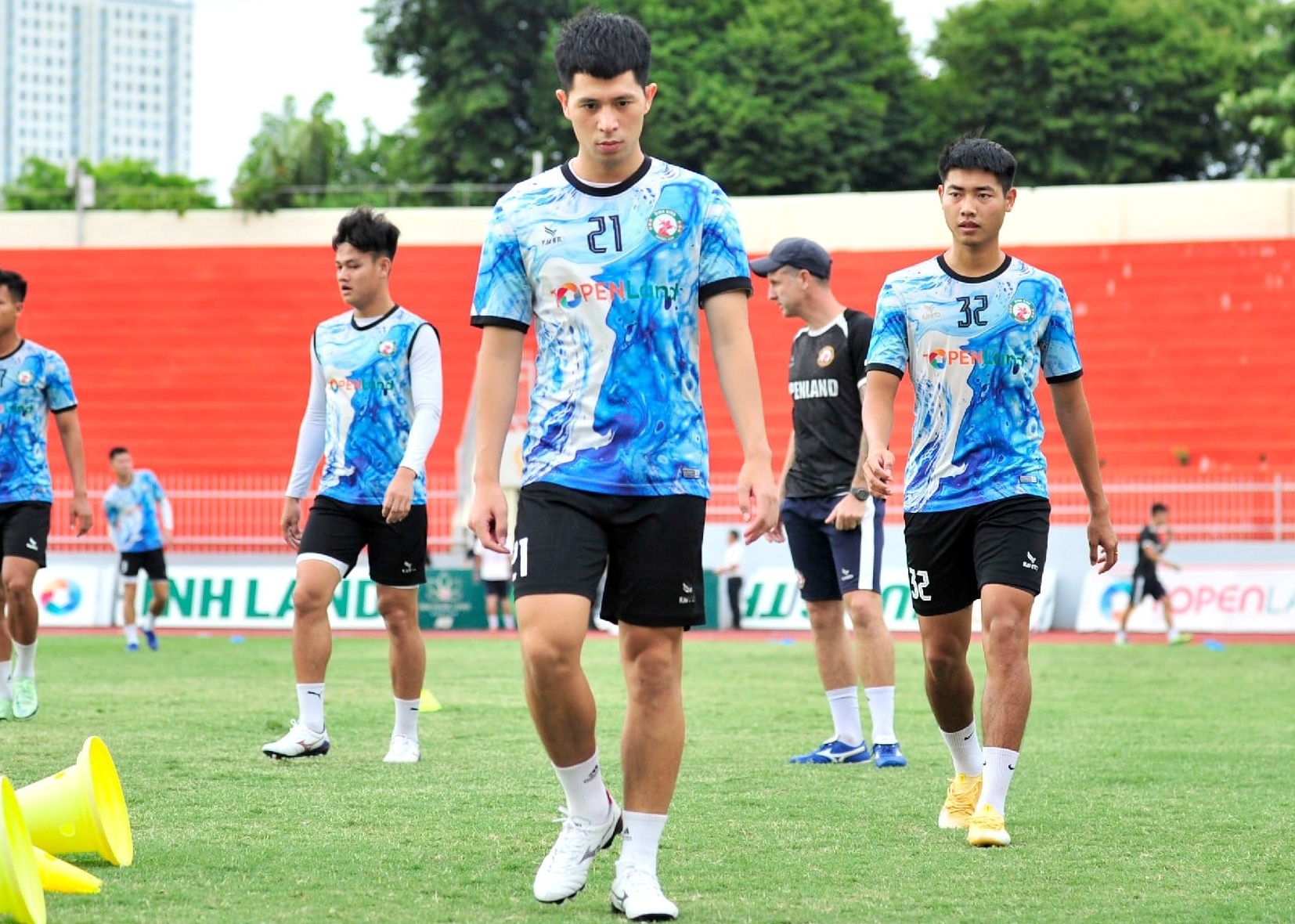 Dinh Trong tai phat chan thuong o goi anh 1