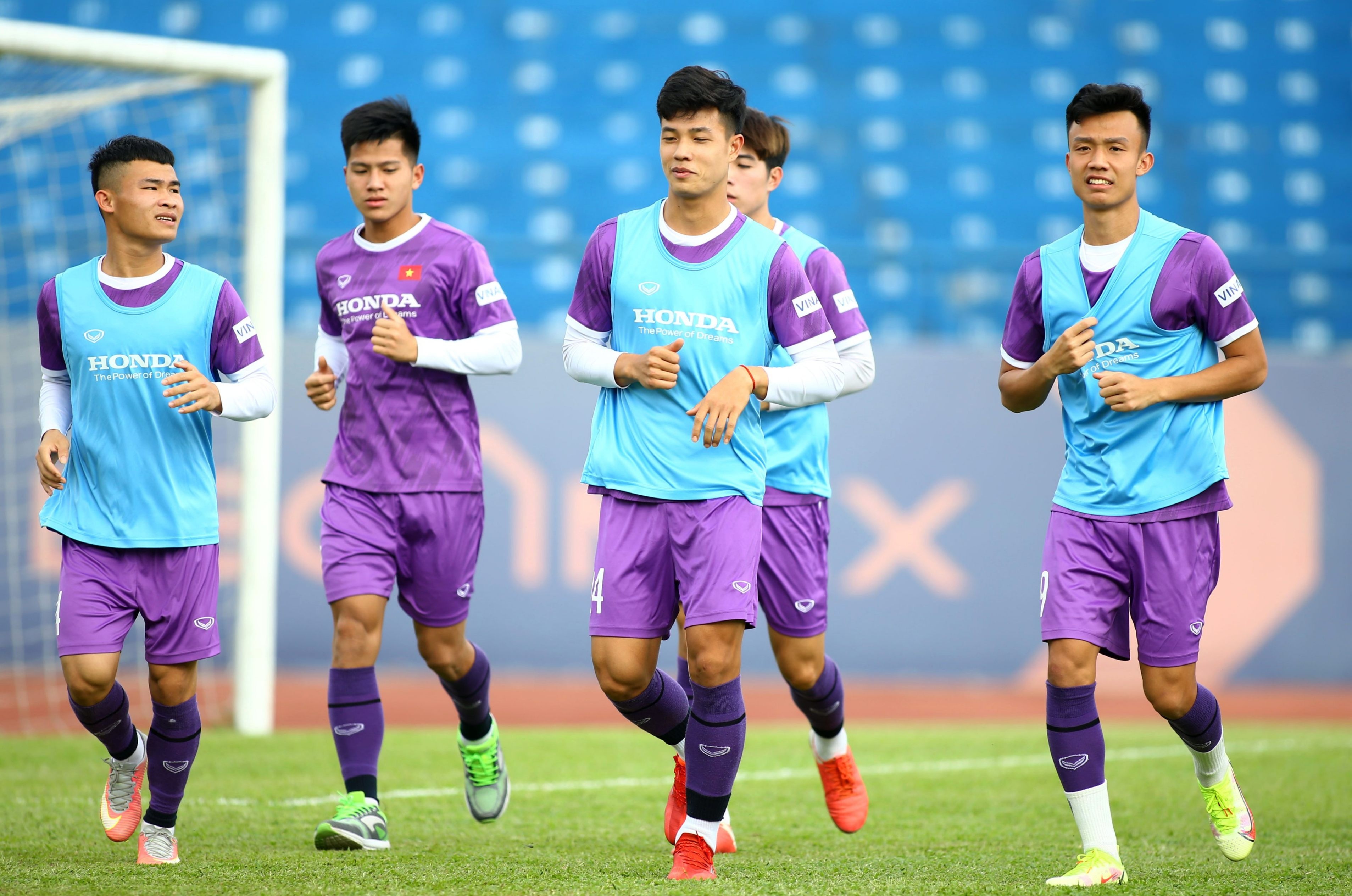 U23 Viet Nam tap xuyen Tet o Binh Duong hinh anh