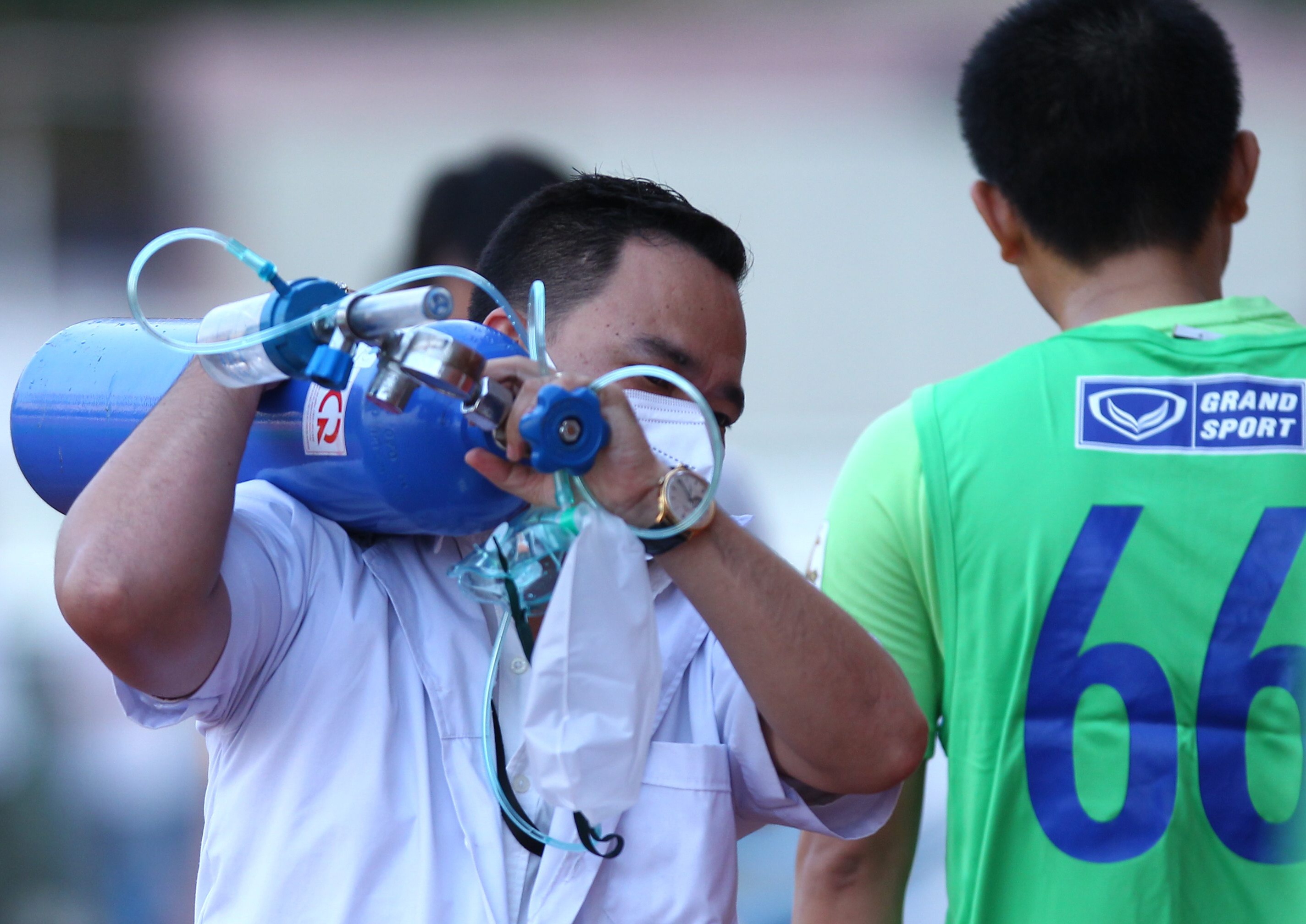 Trong tai Viet Nam bat tinh khi kiem tra the luc hinh anh