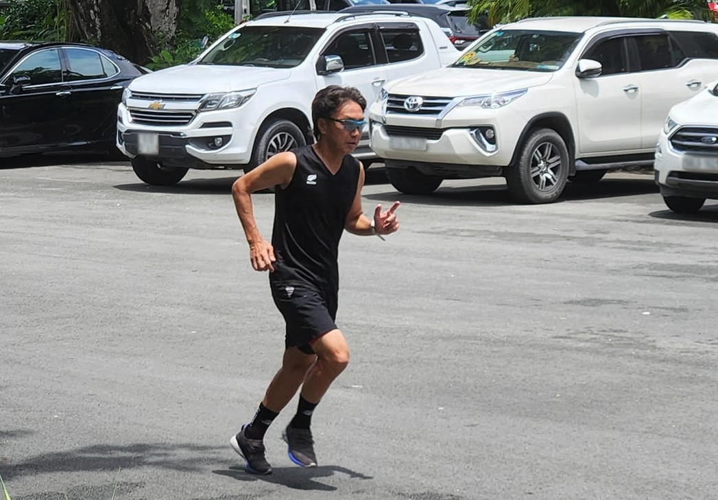 HLV Toshiya Miura tro lai TP.HCM anh 1