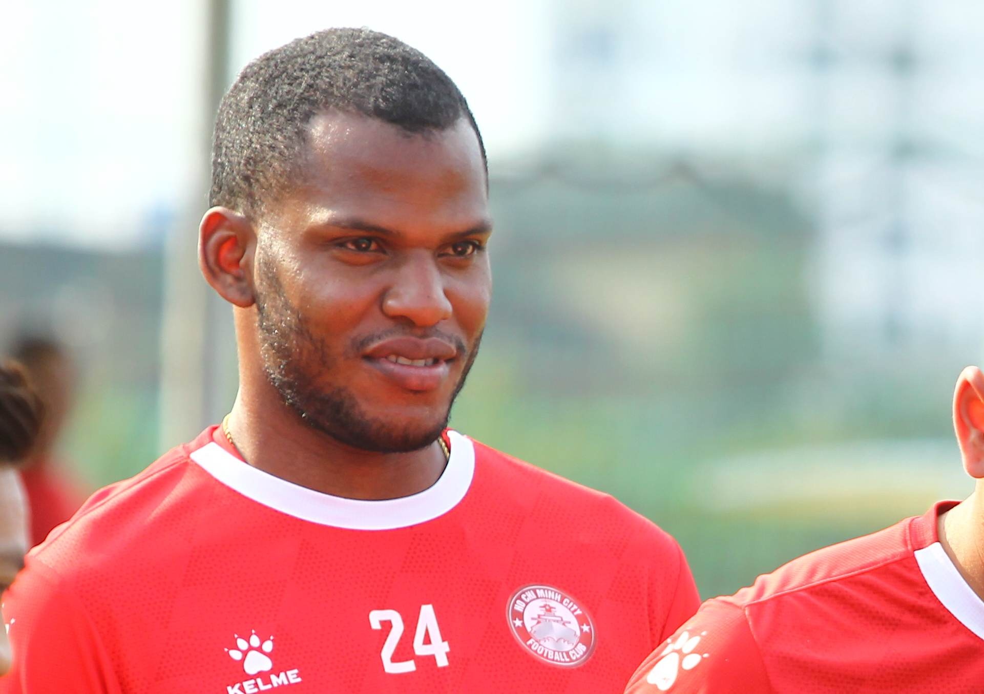 CLB TP.HCM gach ten tan binh truoc them V.League hinh anh