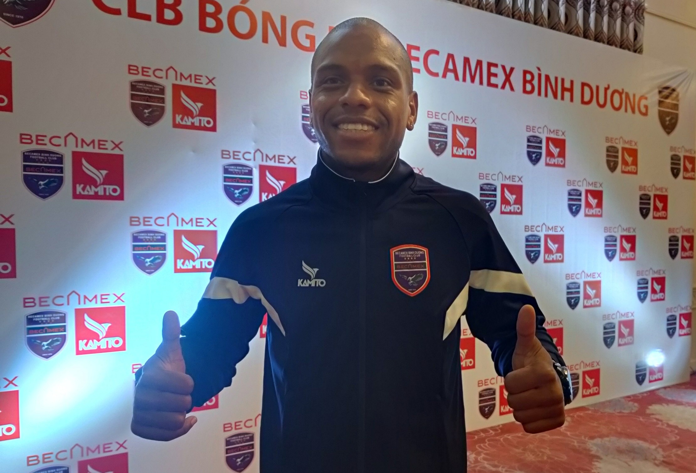 Tranh chap ngoai binh cua CLB Binh Duong hinh anh