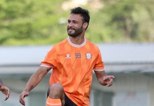 CLB TP.HCM ky nua mua giai voi ngoai binh Brazil hinh anh