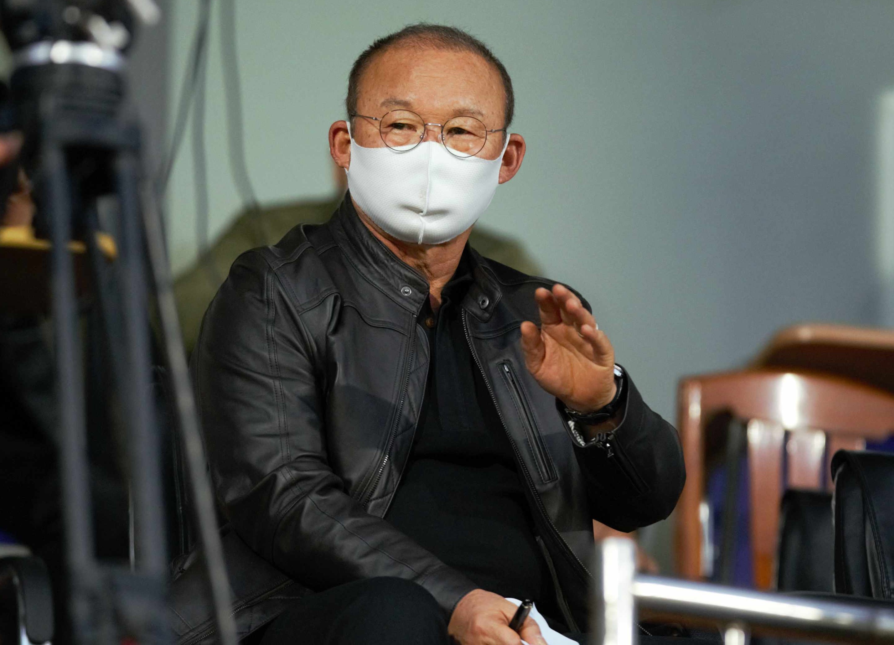 Bo Filip Nguyen giap mat HLV Park Hang-seo hinh anh