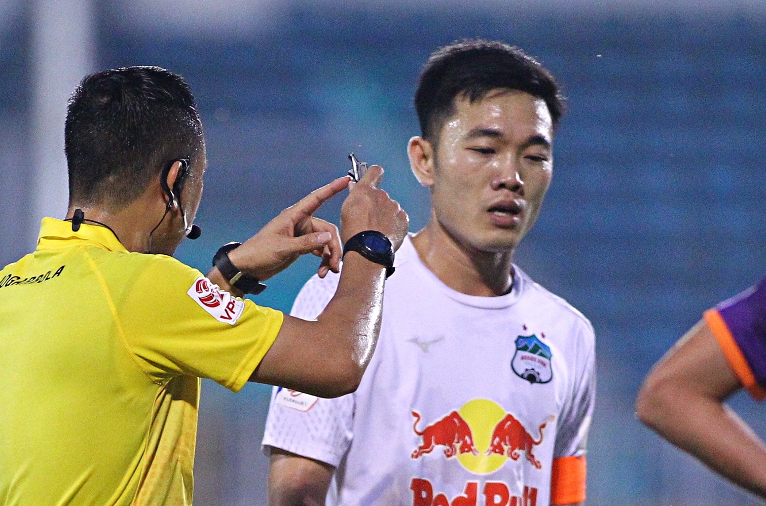 HAGL khong don khan gia tran gap CLB Ha Tinh hinh anh