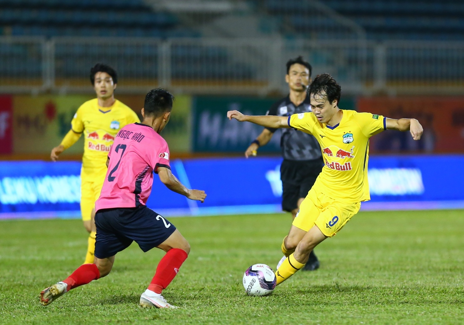 Van Toan noi dung ve HAGL anh 1