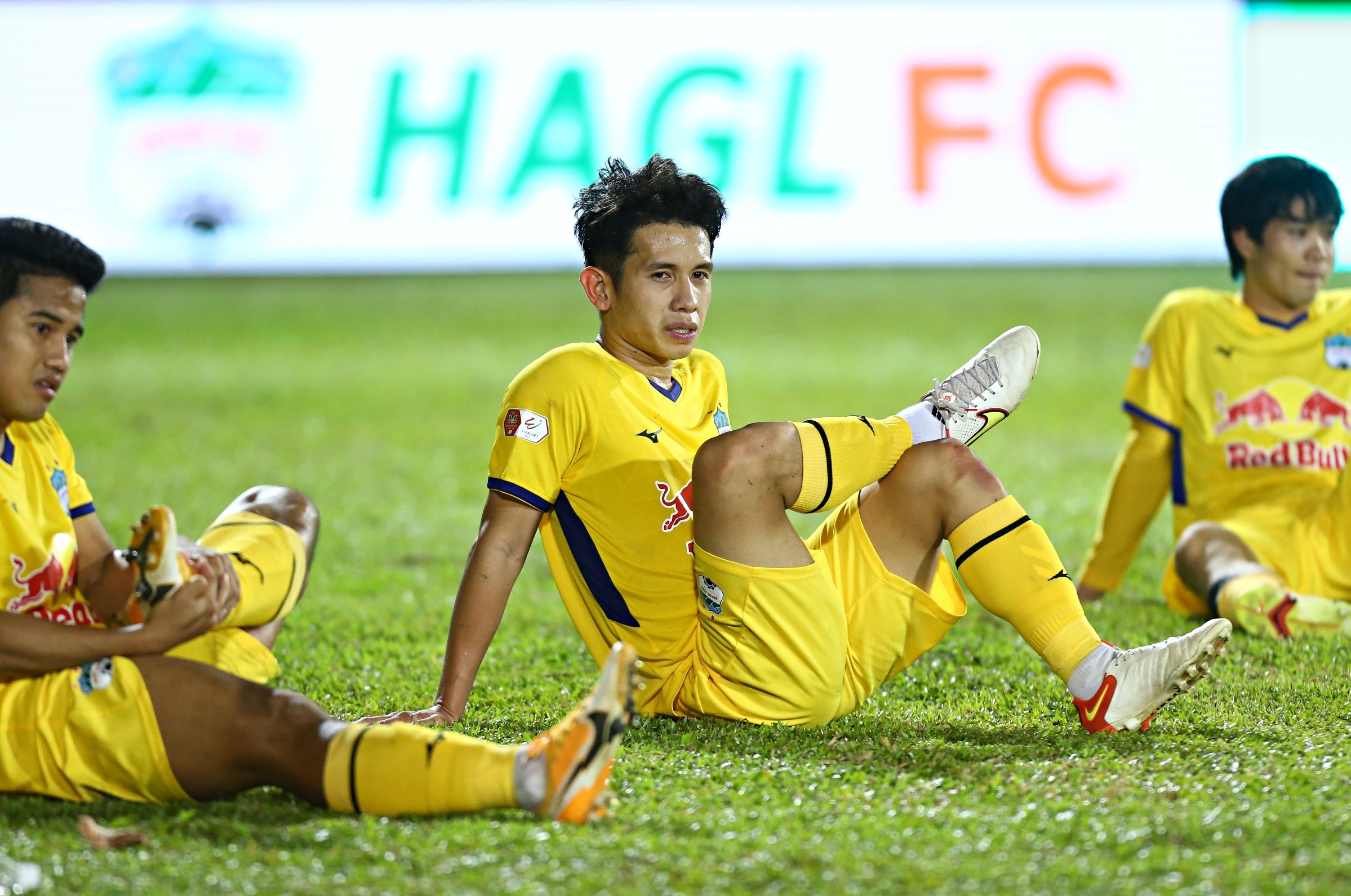 Dang sau su mo nhat cua HAGL anh 2