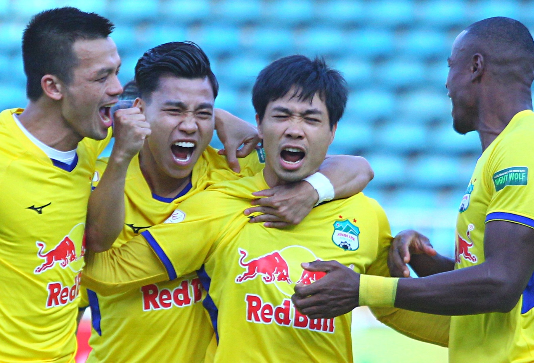 HAGL loai Ha Tinh tren cham luan luu o Cup Quoc gia hinh anh