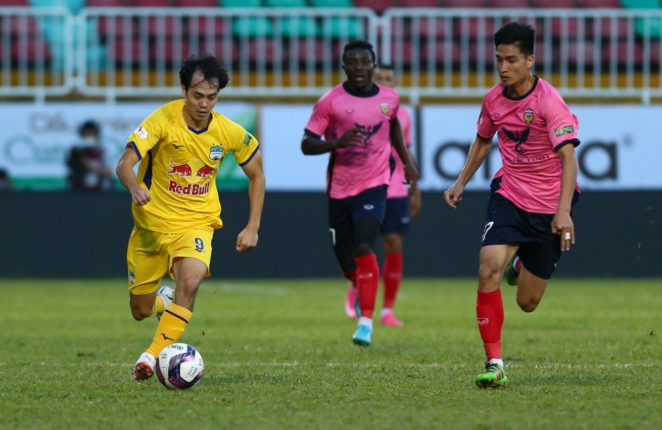 Tan binh tuyen Viet Nam mat co hoi du tran Oman anh 1