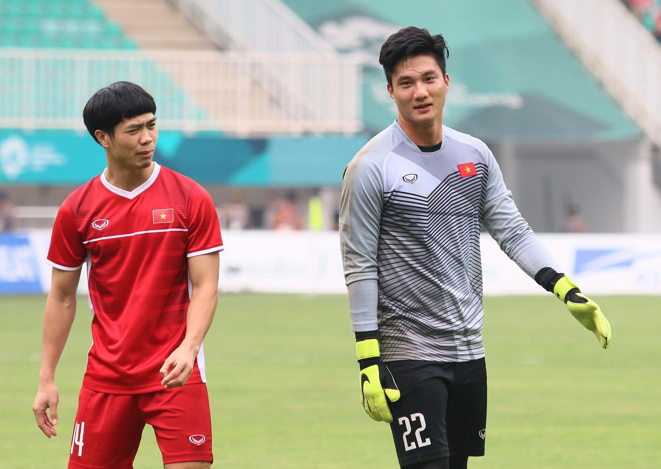 Thu mon Van Hoang nhiem Covid-19 anh 1