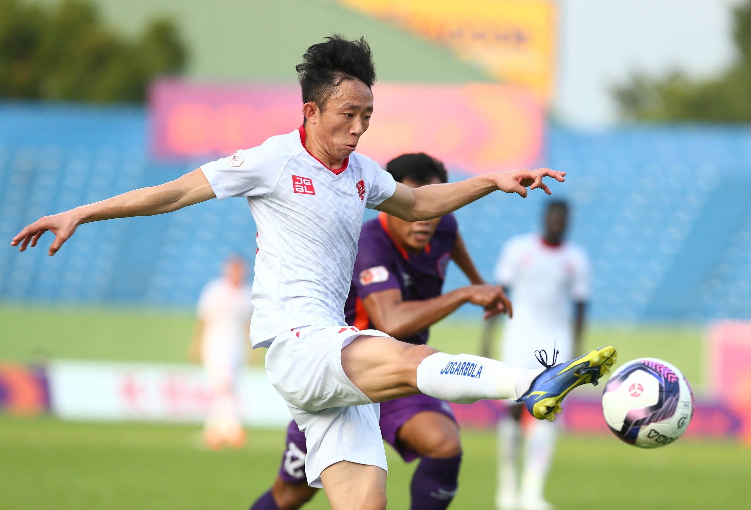 2 cau thu hagl anh 1