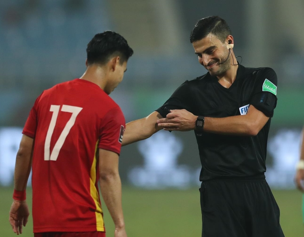 Vi sao tuyen Viet Nam khong duoc huong phat den? hinh anh