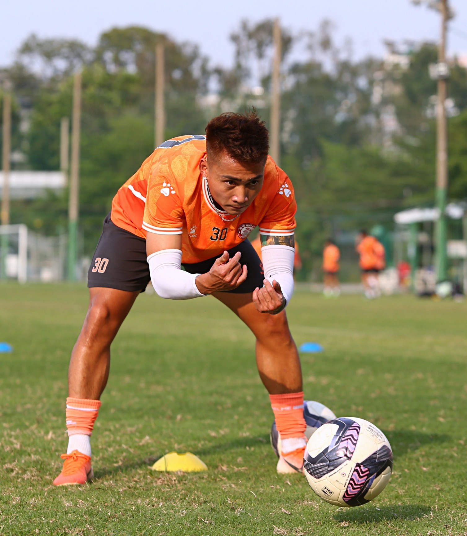 cau thu tp.hcm lan cong dinh cong anh 3