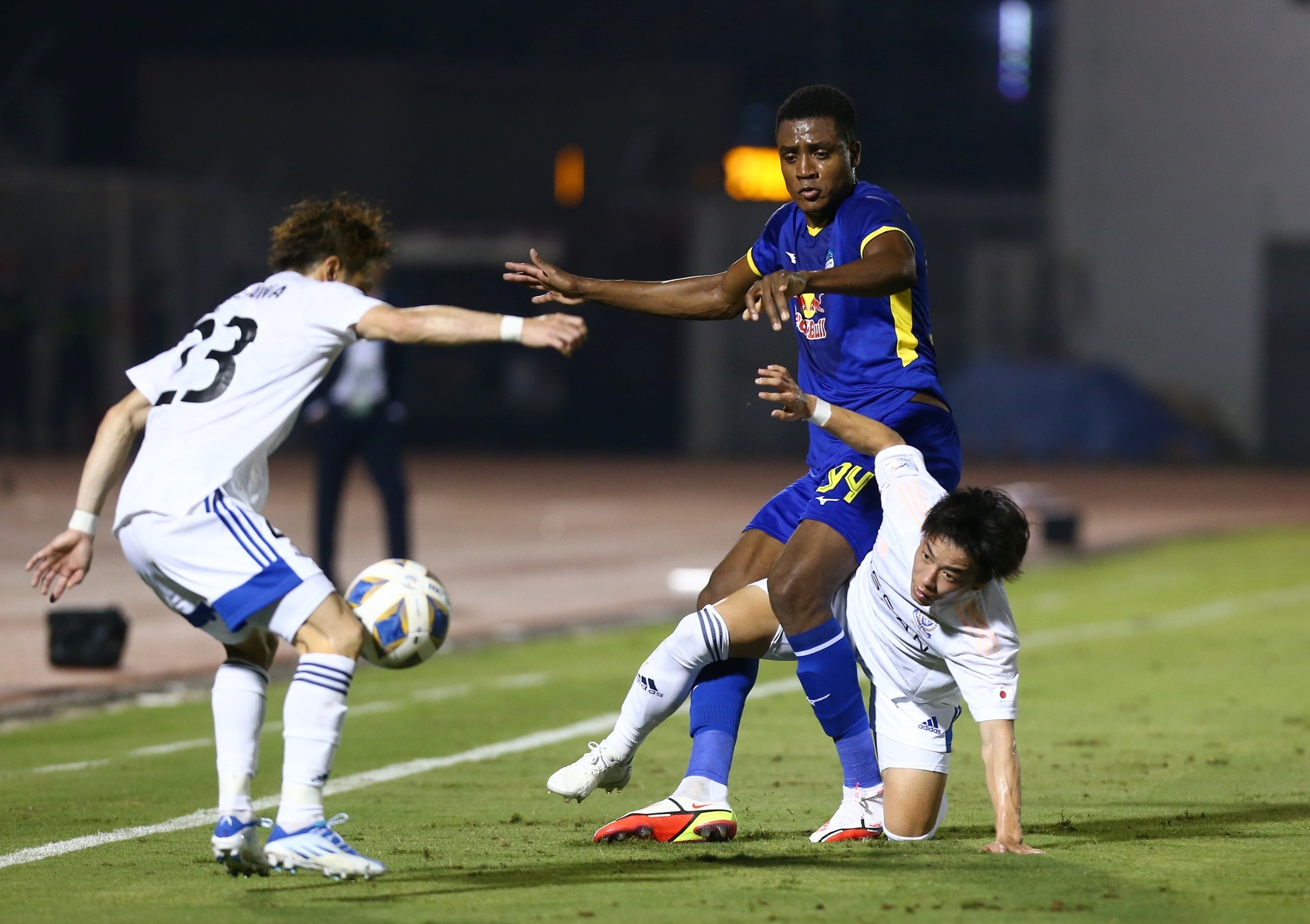 bau duc tiec nuoi tran thua HAGL anh 8