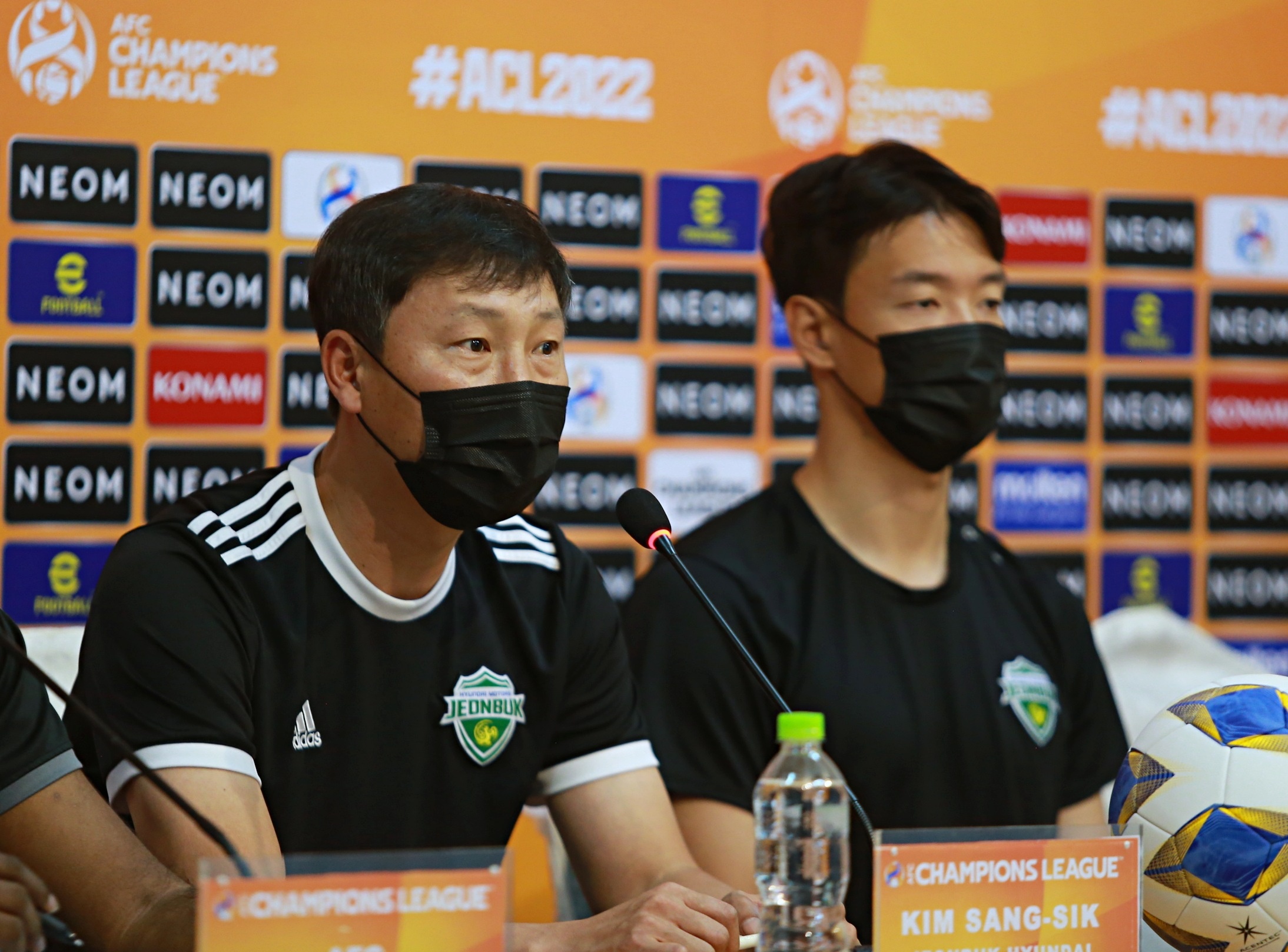 van toan co the choi k league anh 1