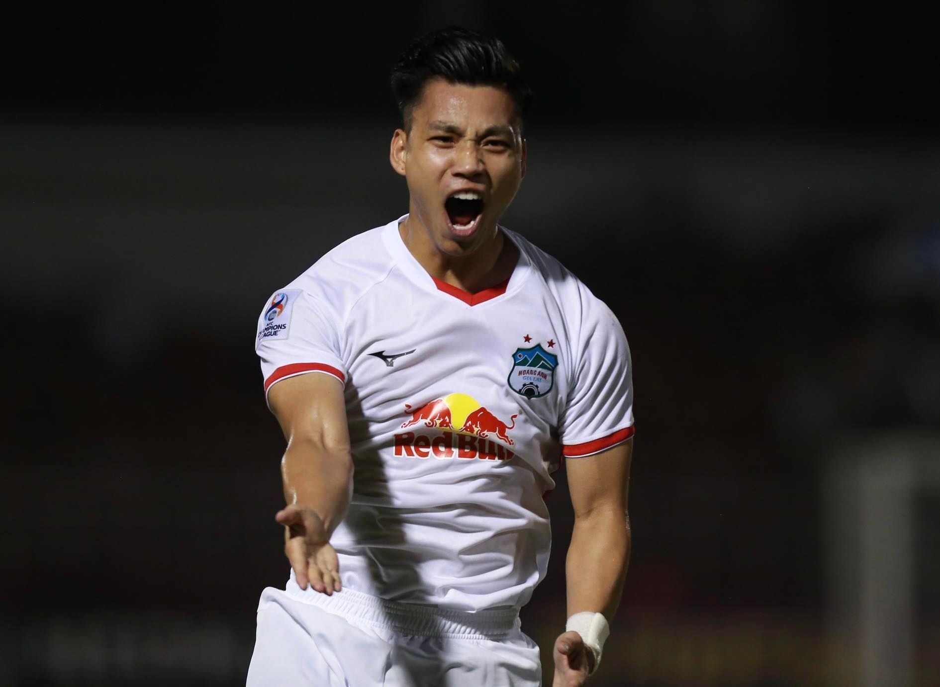 Van Thanh vao doi hinh tieu bieu AFC Champions League hinh anh