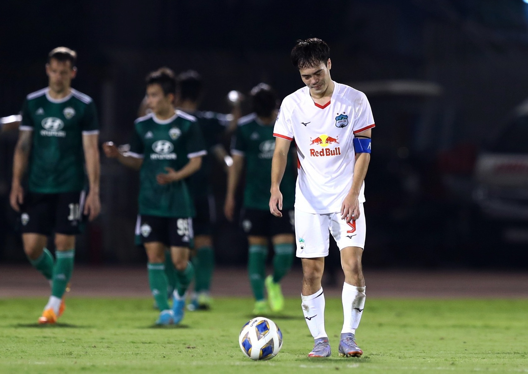 van toan phu nhan viec nem bang doi truong anh 1