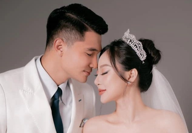 Cuu trung ve U23 Viet Nam lay vo hinh anh