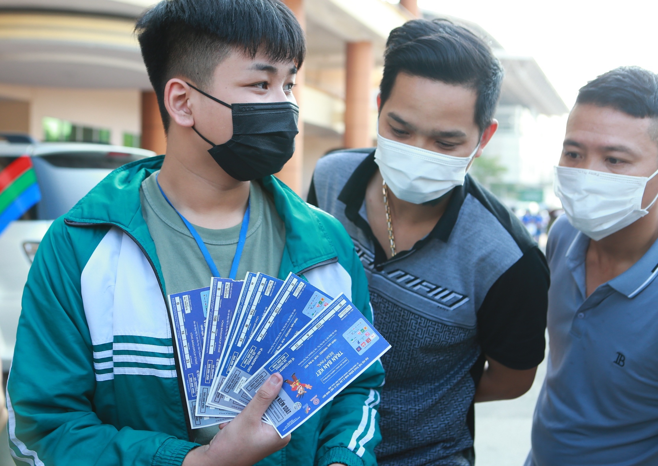 ve xem u23 viet nam tang chong mat anh 1