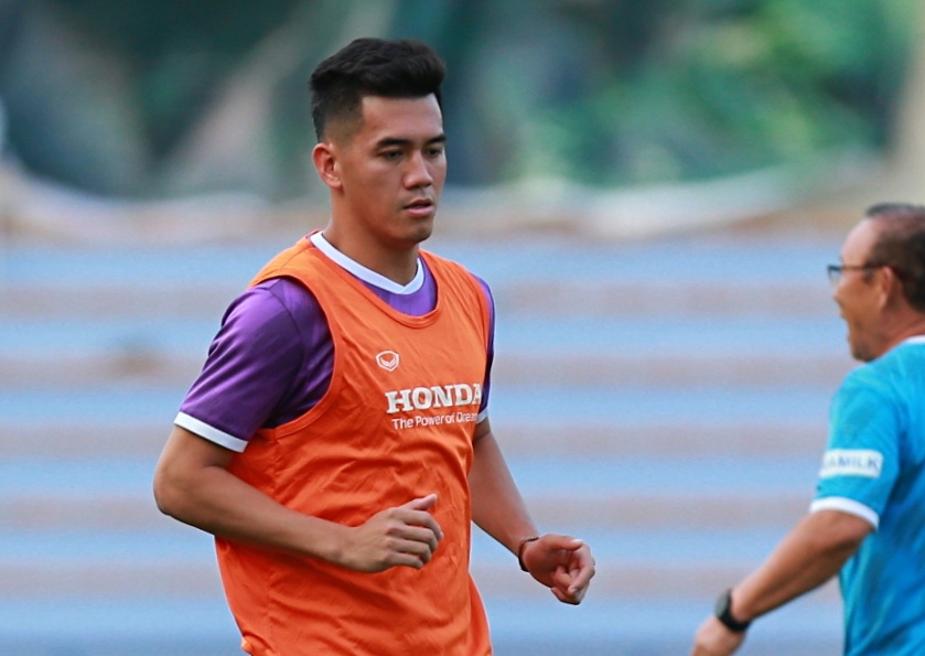 Tien Linh da cap cung Van Tung truoc U23 Indonesia hinh anh