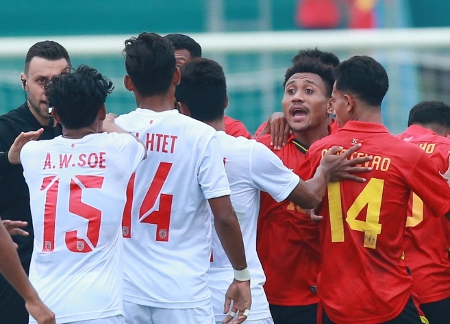 Timor Leste cang thang voi doi thu o tran thua thu 2 tai SEA Games 31 anh 2