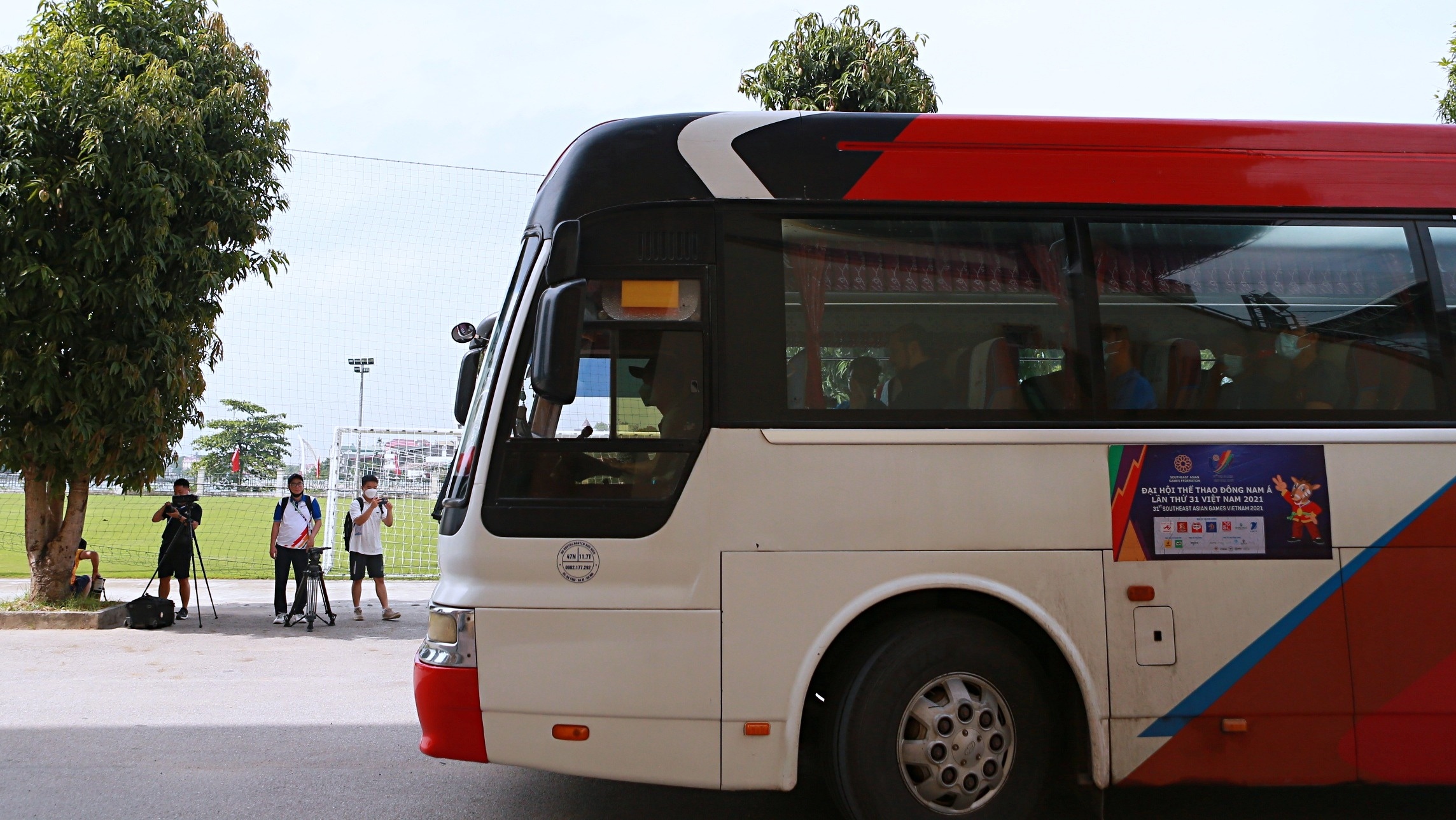 myanmar cau nguyen tren san tap viet nam anh 1