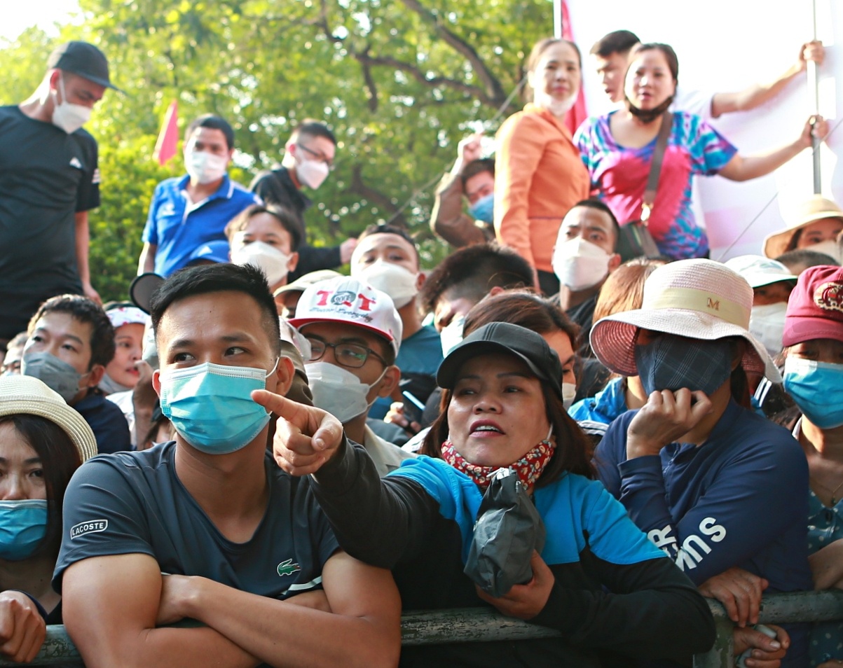 Tiep tuc ban ve xem U23 Viet Nam o Viet Tri hinh anh