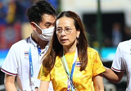 Nu ty phu Madame Pang bi om sau khi tro lai Viet Nam hinh anh