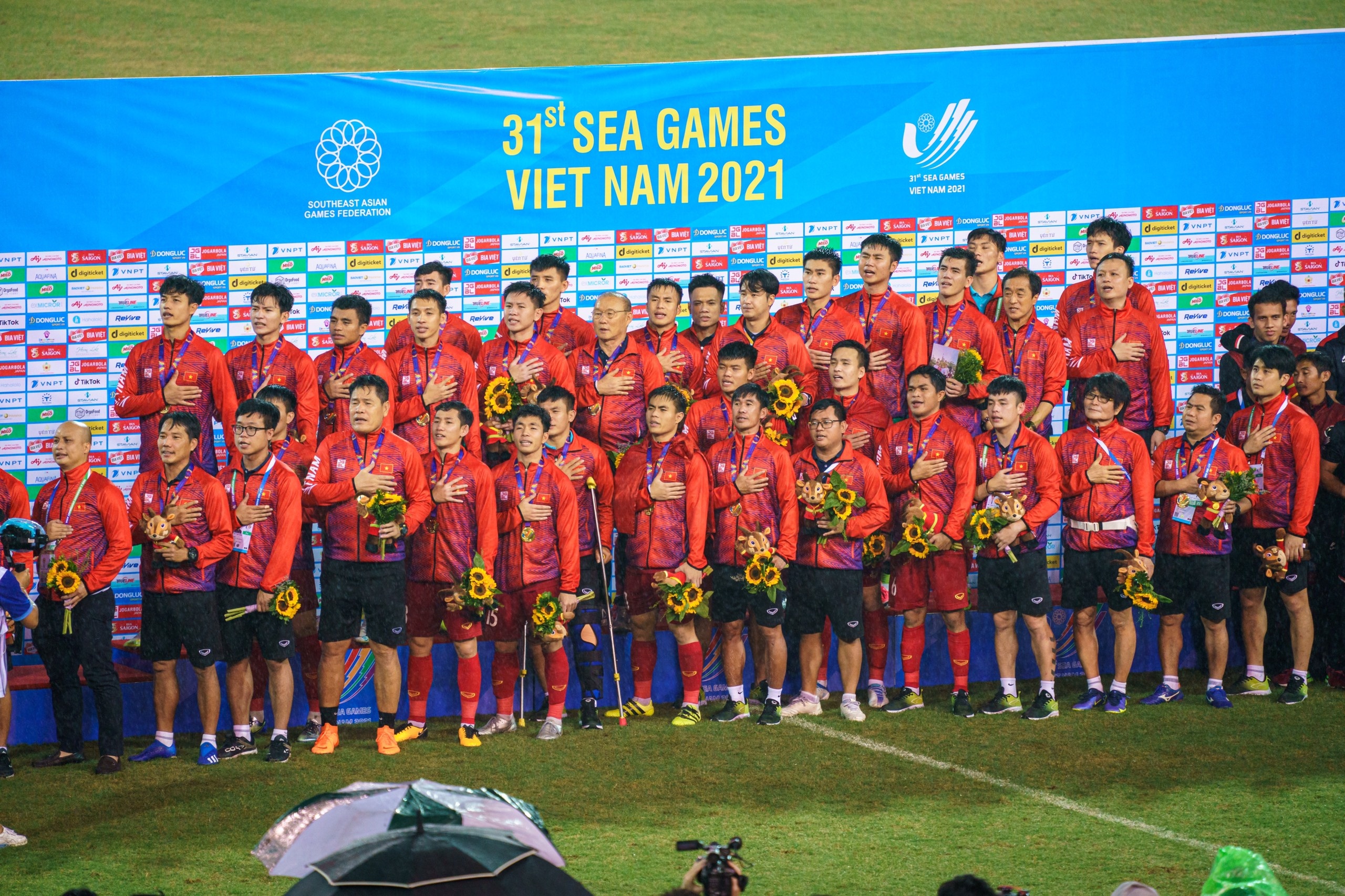 U23 Viet Nam test Covid-19 di Dubai anh 1