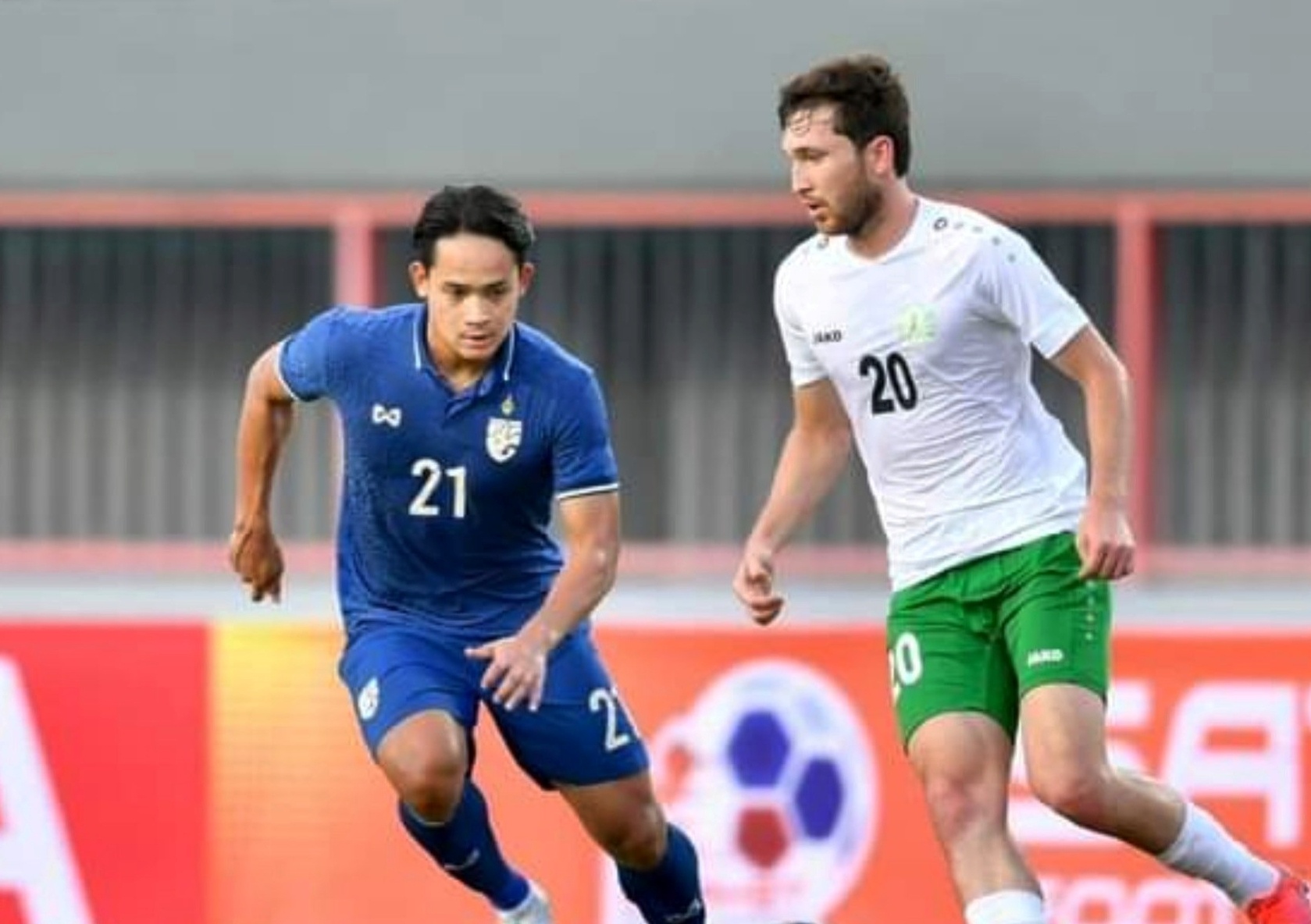 Thai Lan thang toi thieu truoc Turkmenistan hinh anh