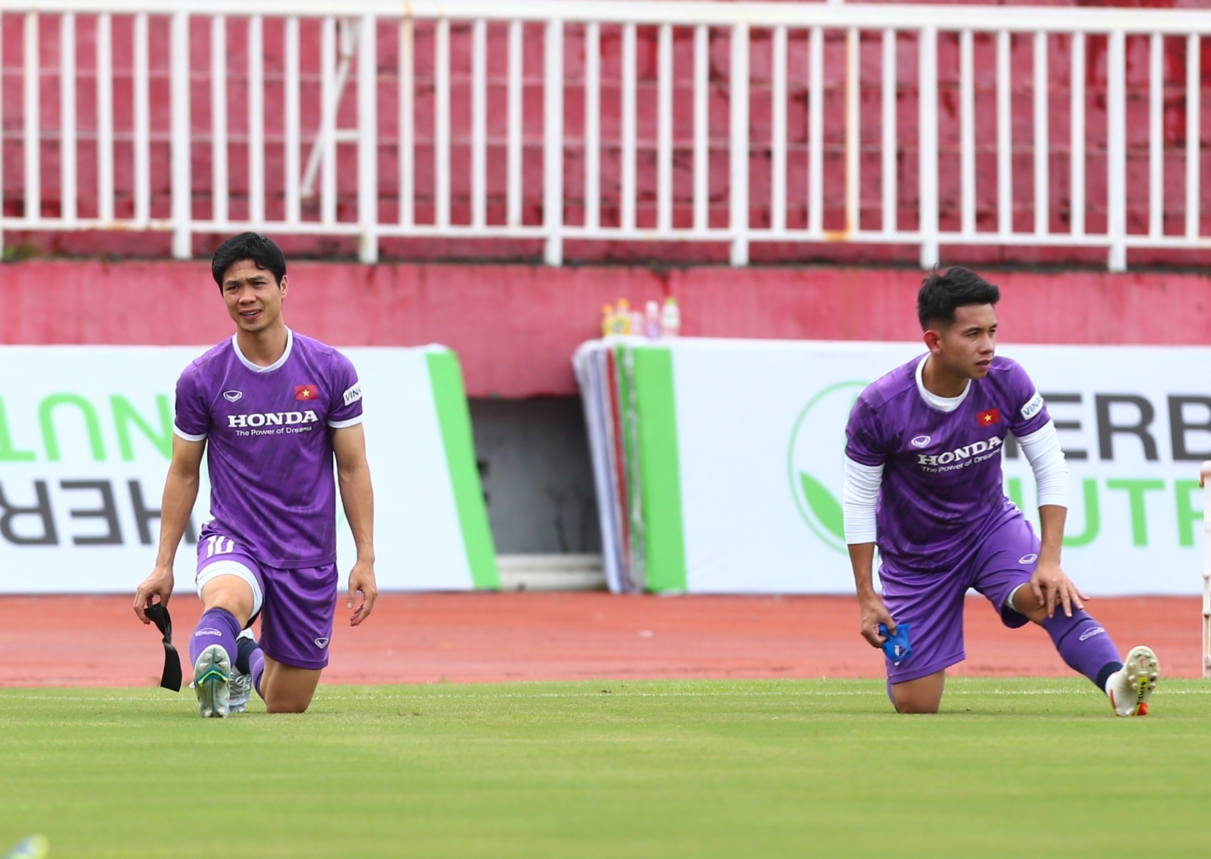 Cong Phuong vo tu khi khong co Xuan Truong,  Tuan Anh anh 1