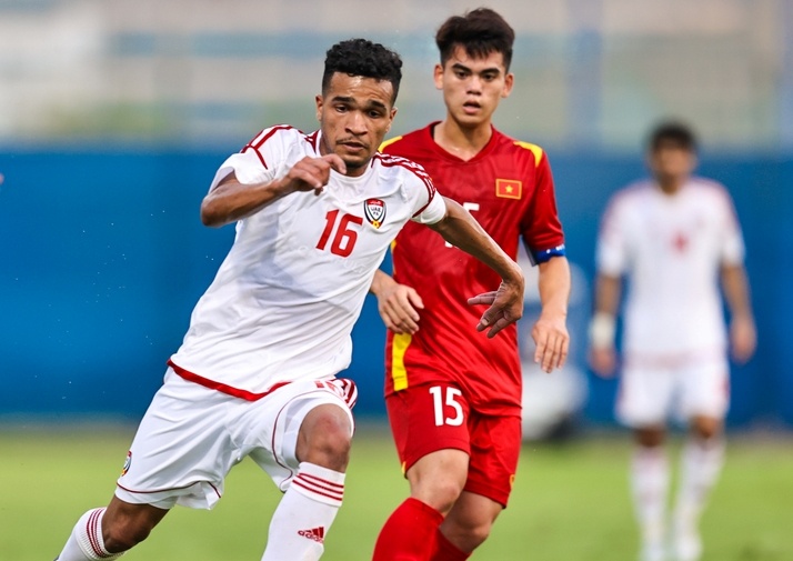 HLV Gong danh gia tran thua 0-3 cua U23 Viet Nam hinh anh