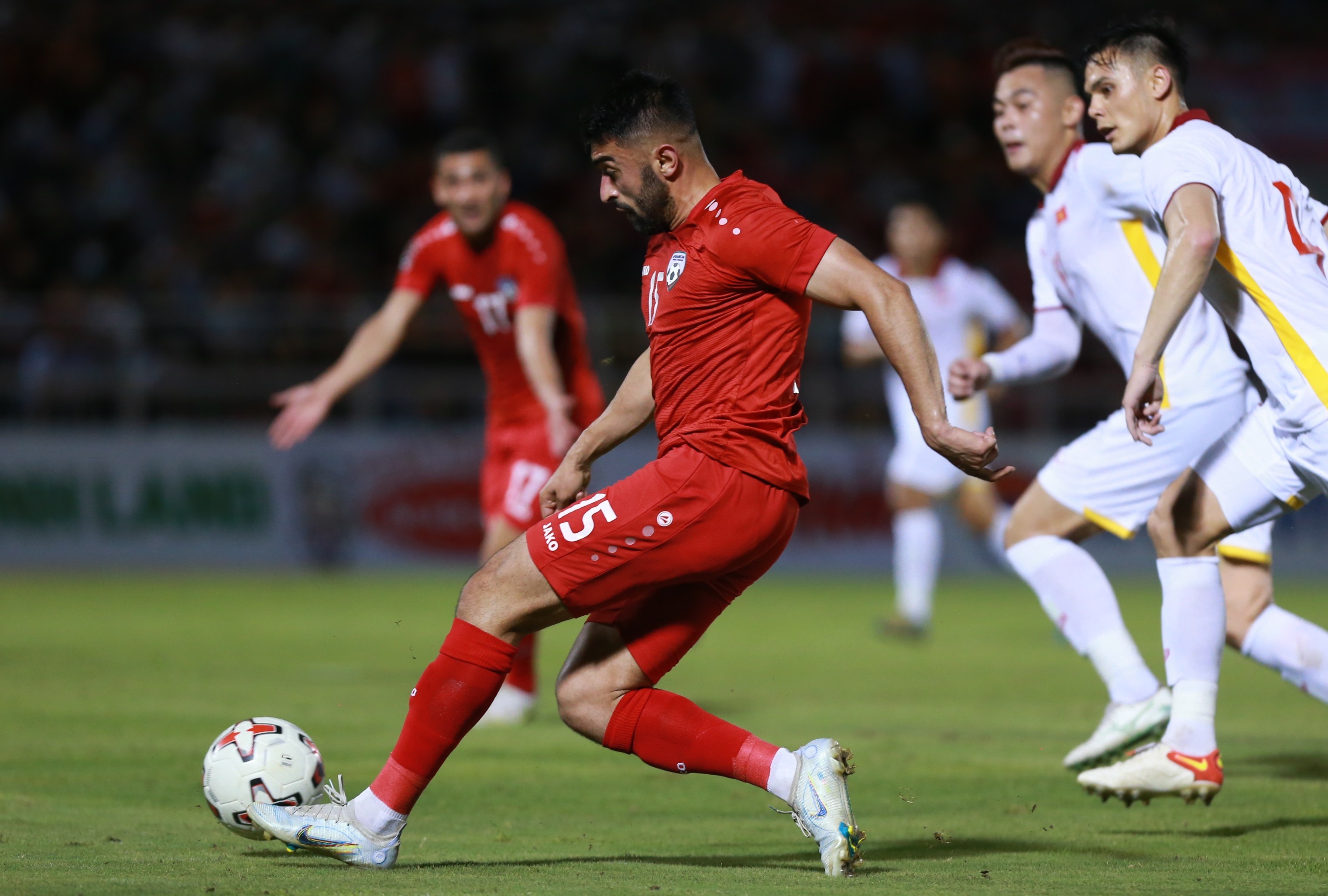 Ngay vat va cua Van Lam va Adriano Schmidt anh 3