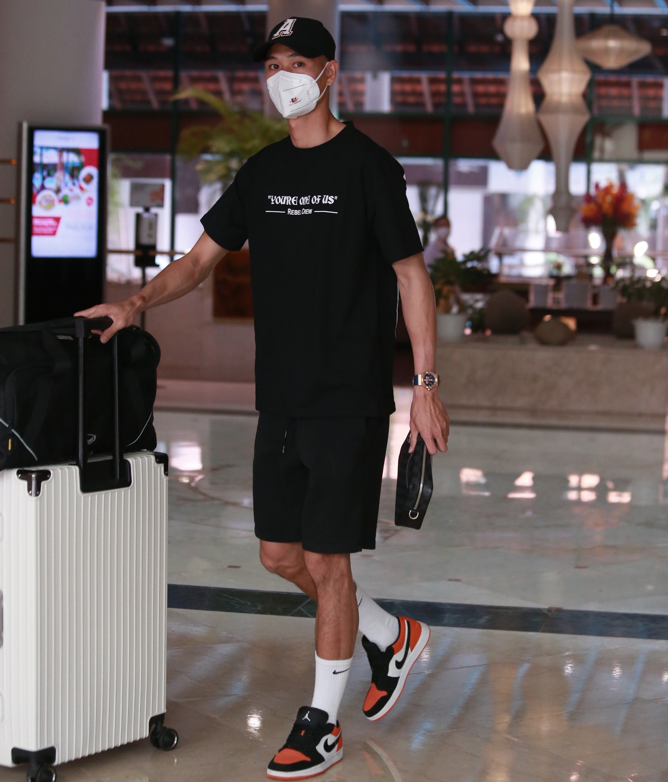 Tuan Hai giup Duy Manh giai quyet su so anh 8