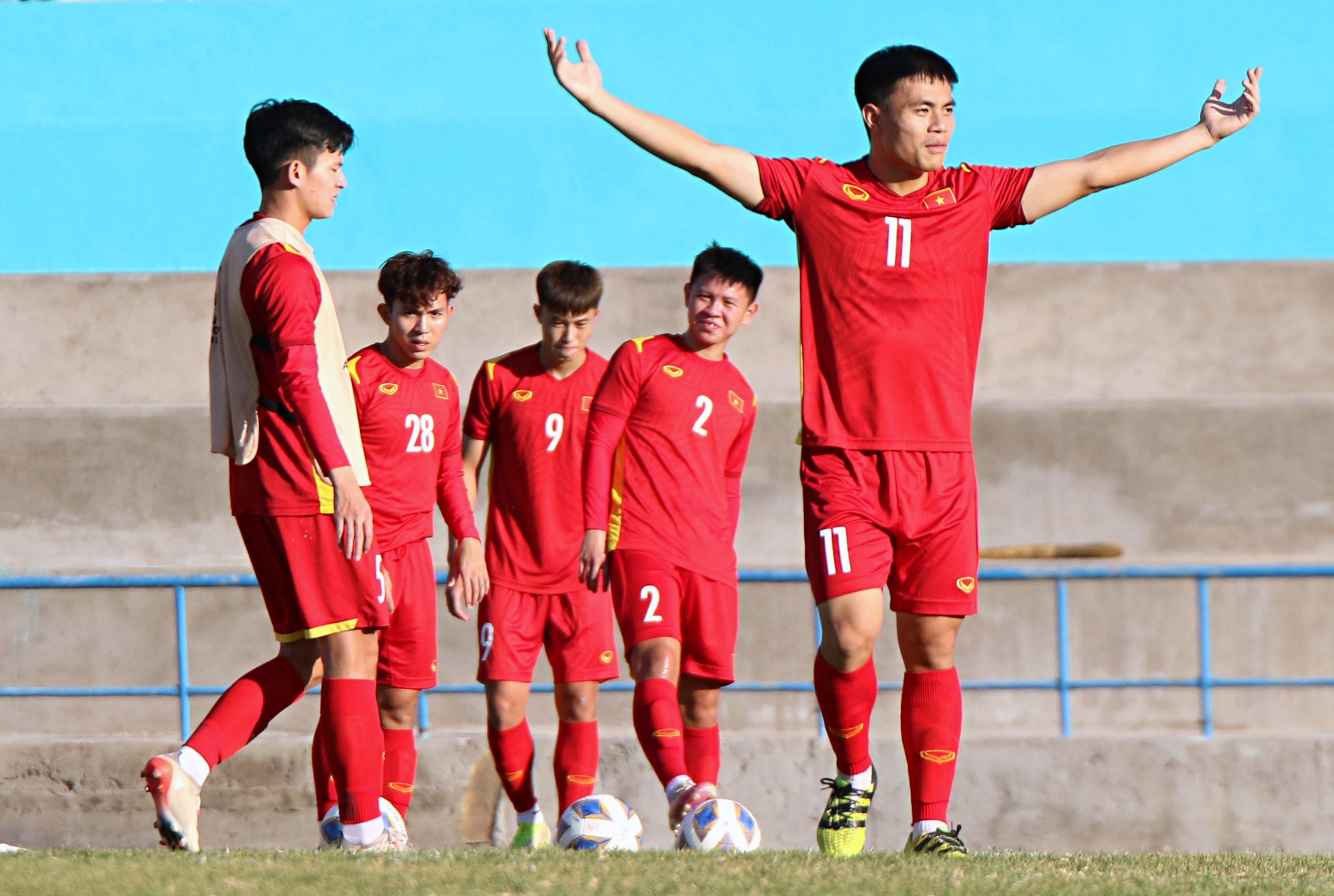 U23 Viet ru bo ap luc truoc tran gap Malaysia anh 2