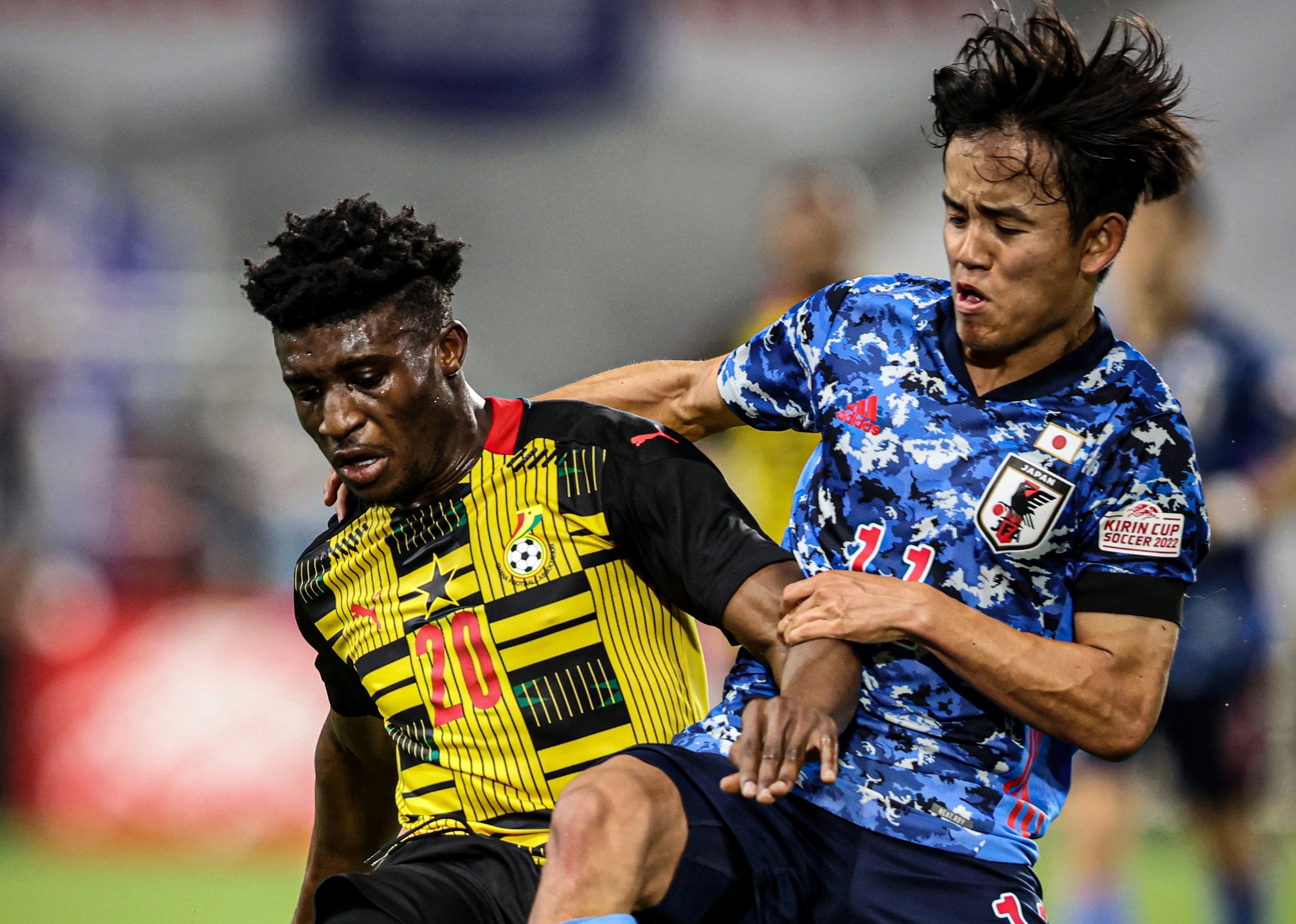 Nhat Ban vao chung ket sau tran thang Ghana 4-1 hinh anh