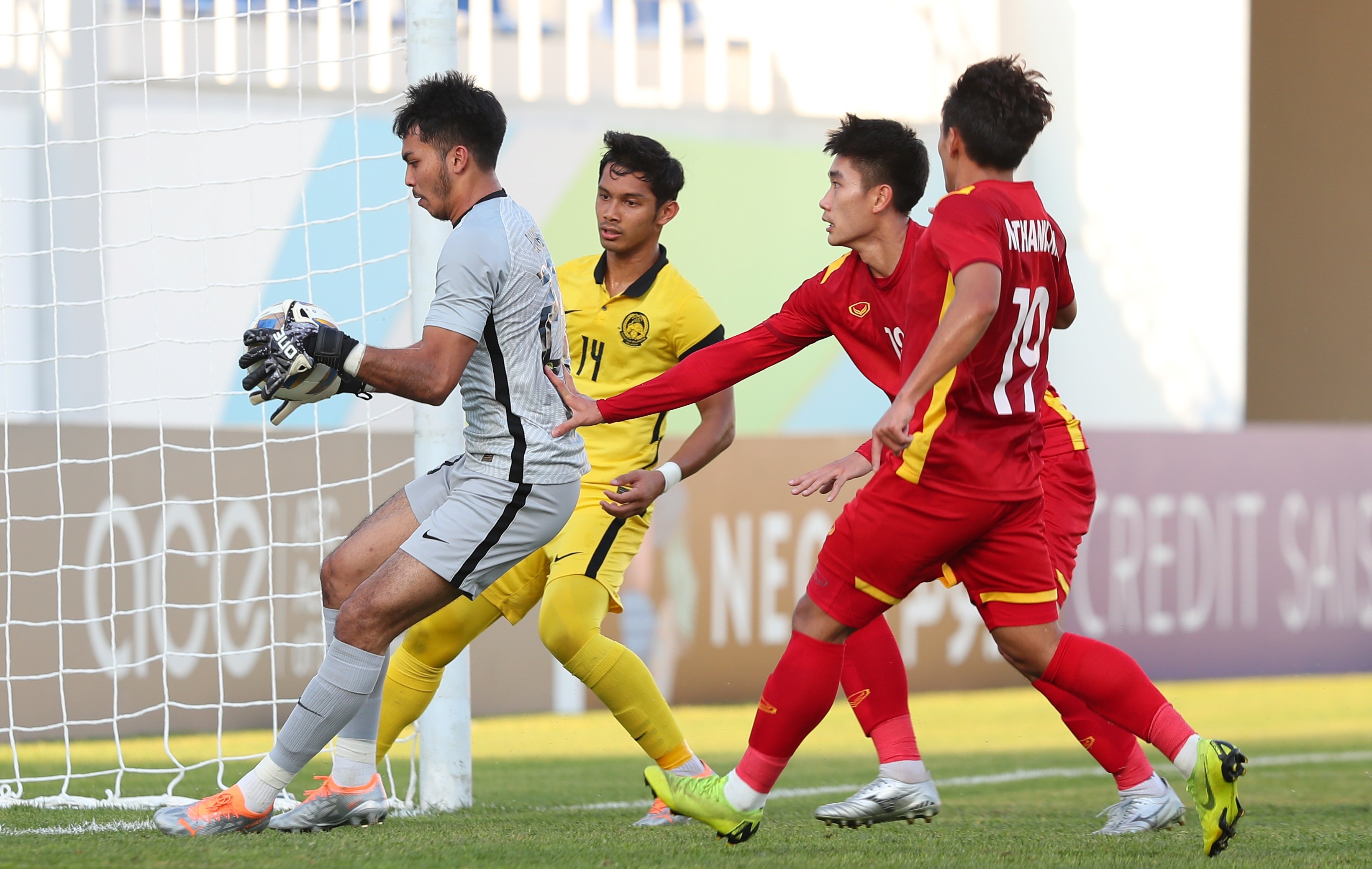 u23 malaysia vat va truoc viet nam anh 6