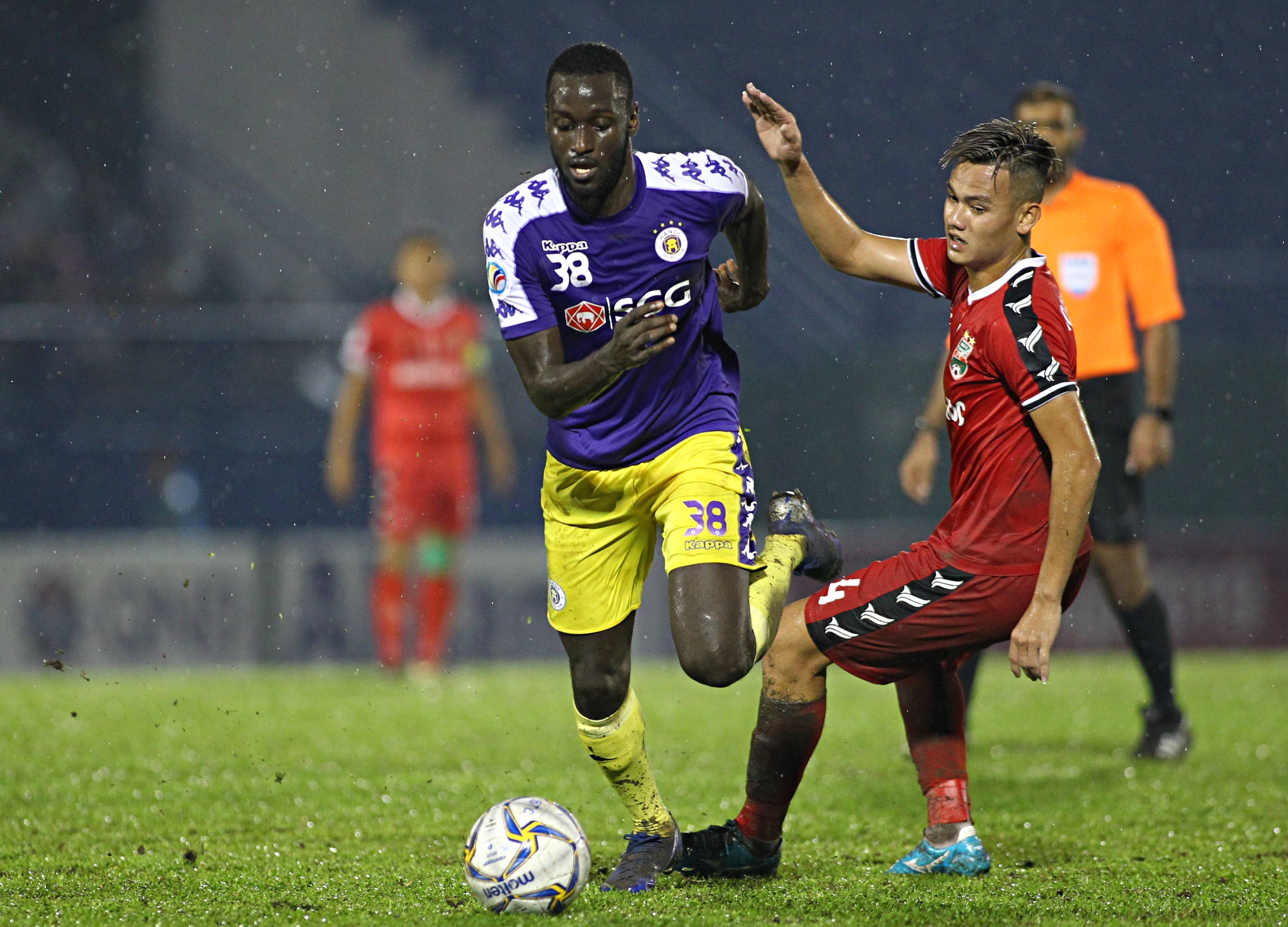 Quang Hai muon roi Ha Noi tu 2019 anh 1