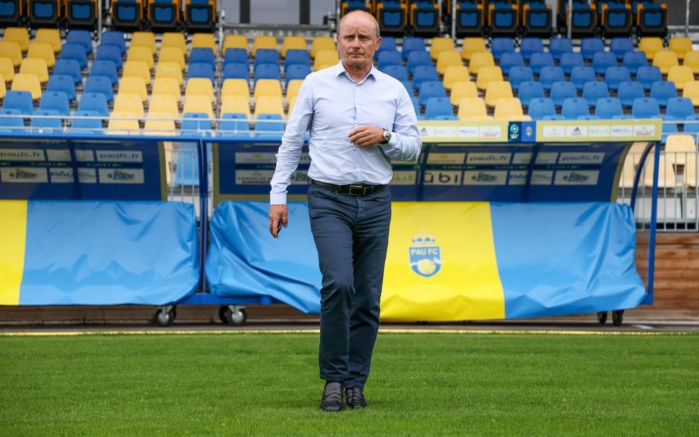 Lanh dao Pau FC dat cuoc vao quang hai anh 1